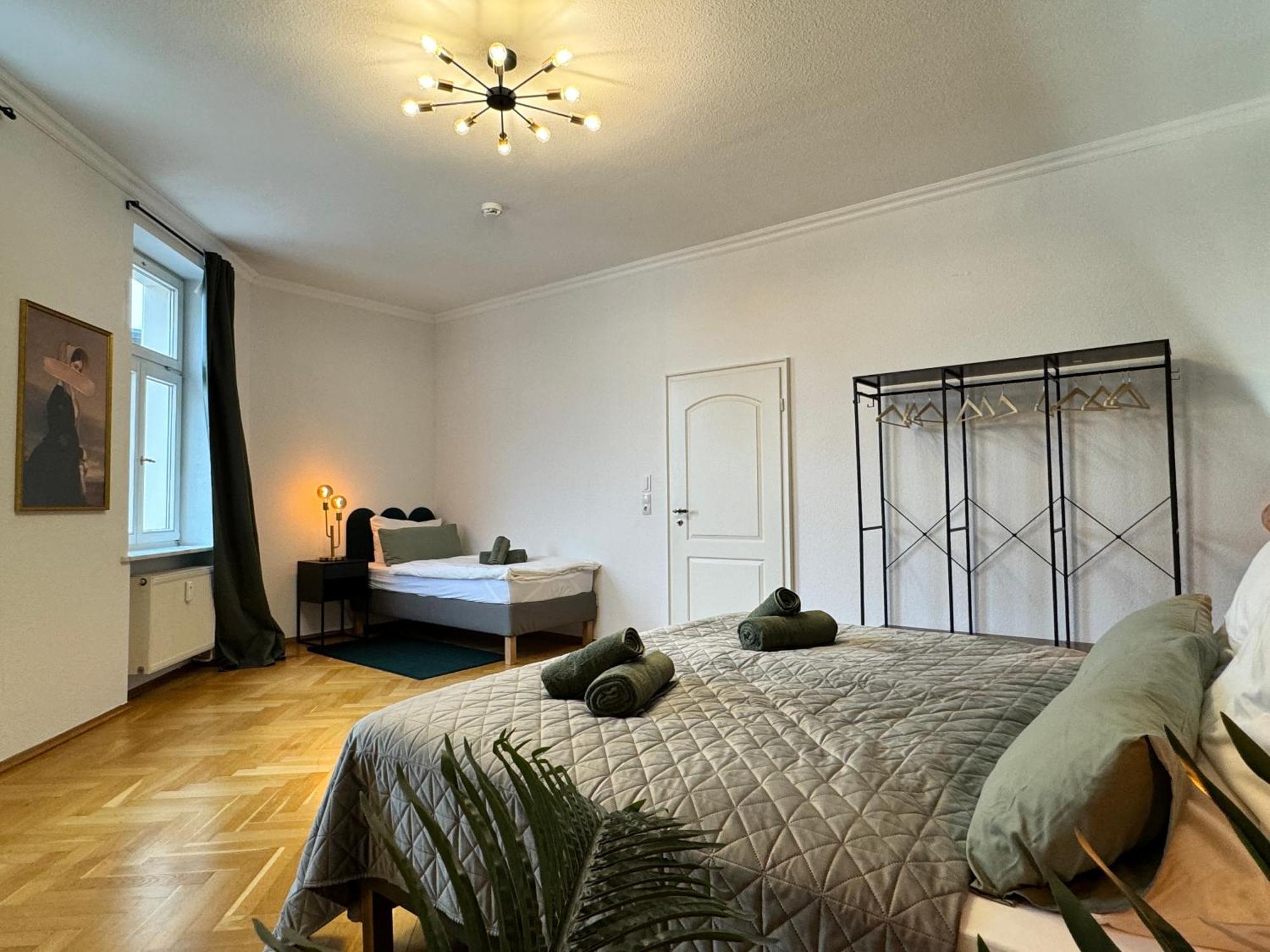 Rebelrents #4 Design Trifft Komfort - Einzigartiges Ferienapartment In Der Nahe Des Hauptbahnhofs Halle  Exterior photo